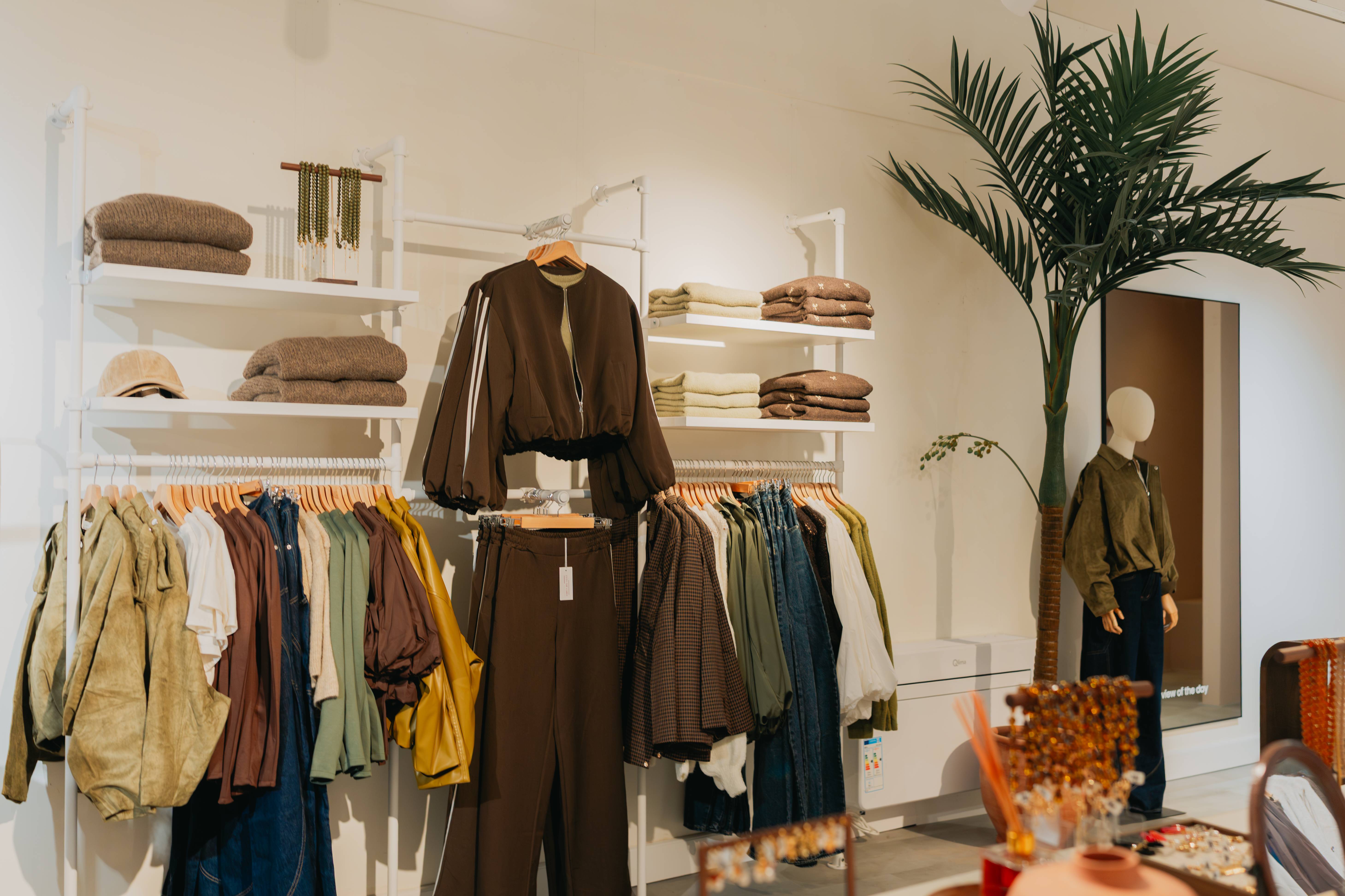 <strong> </br>Have you already visited our stores? </strong>