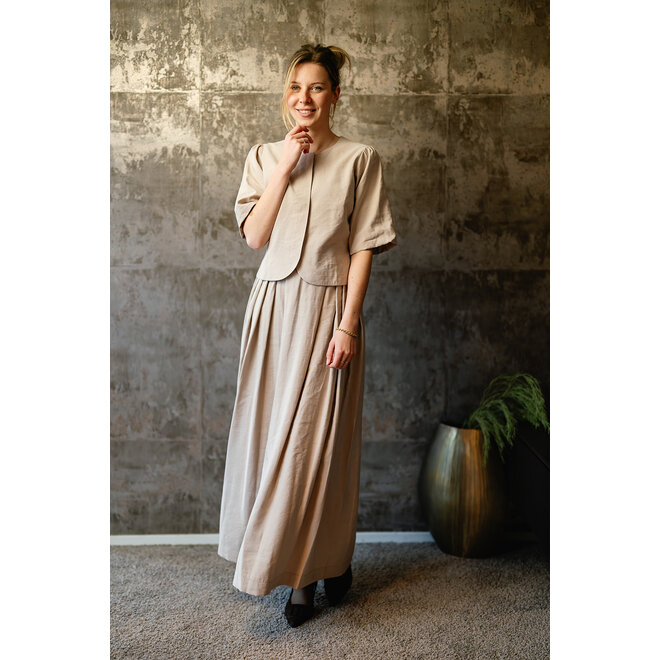 Rok Sharon donkerzand