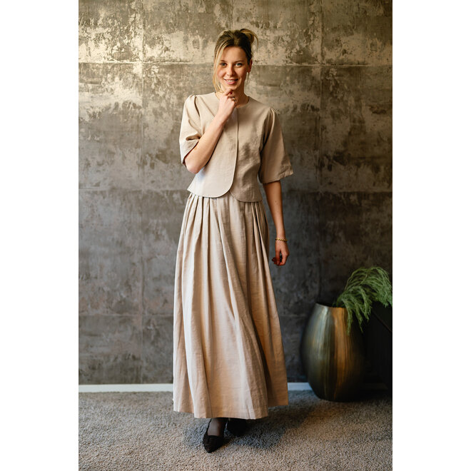 Rok Sharon donkerzand