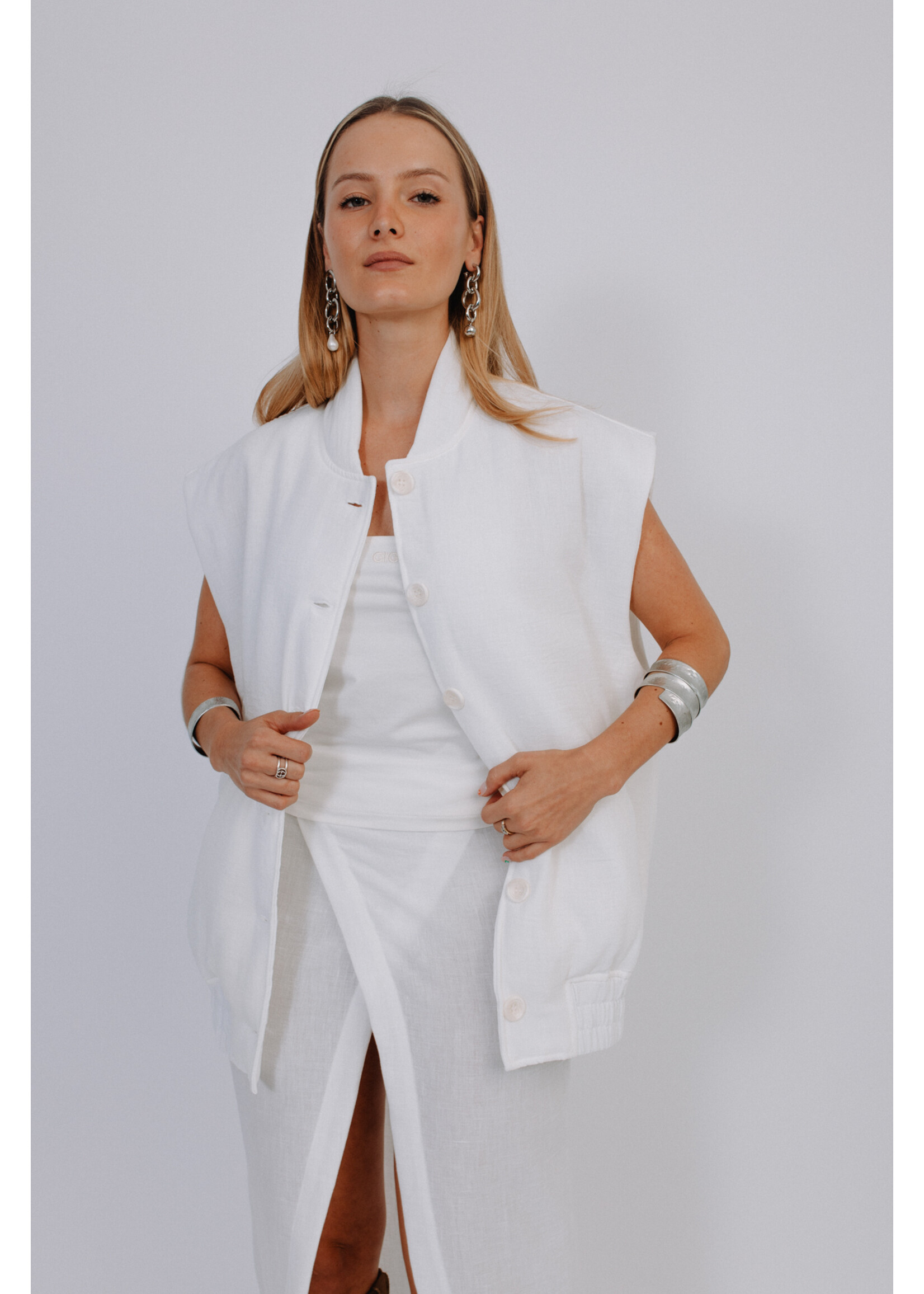 GISÈLE THE LABEL  MAXELLE BOMBER JACKET WHITE