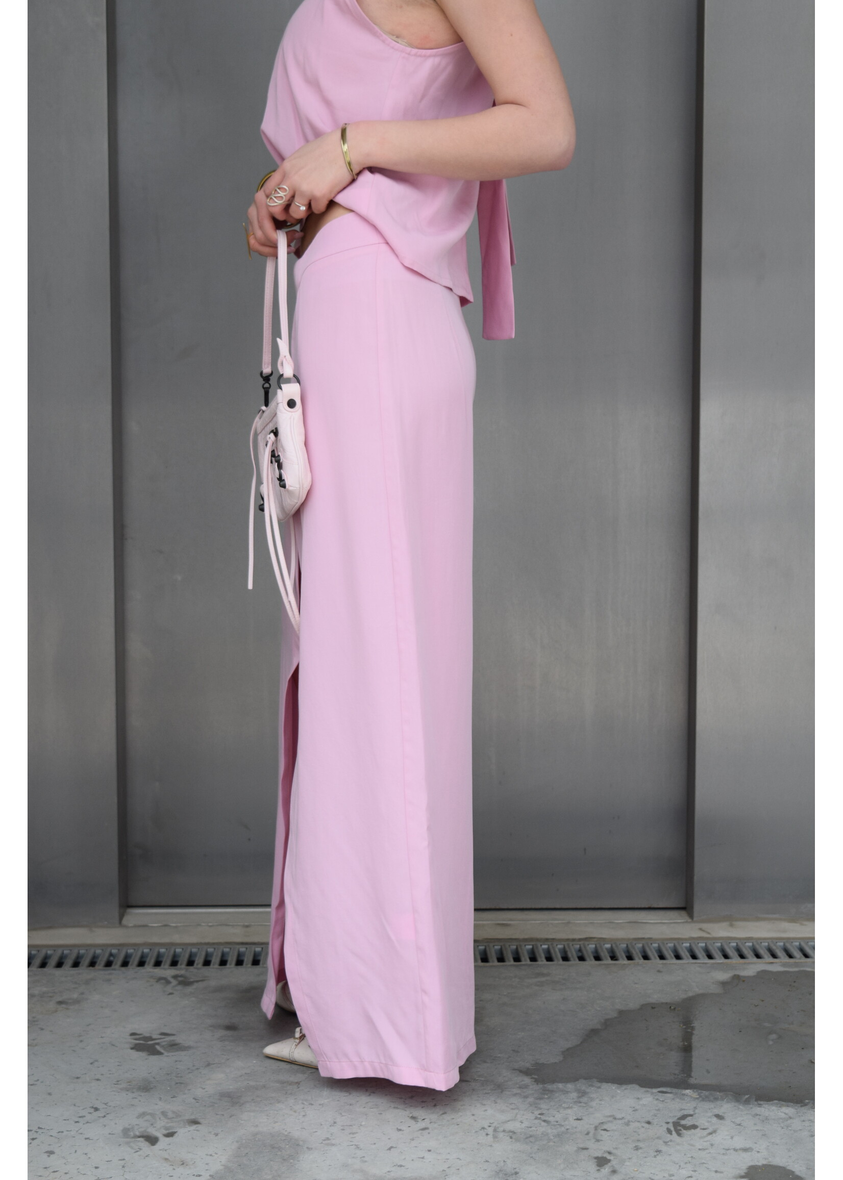 GISÈLE THE LABEL  LIPA SKIRT PINK