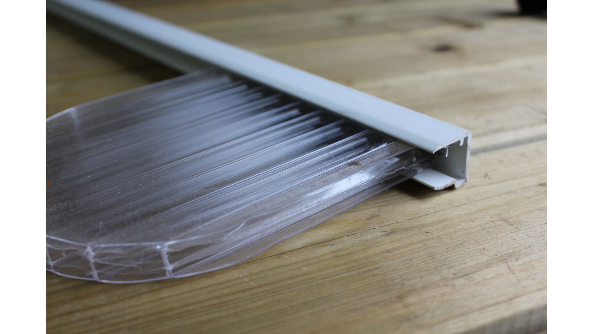 Polycarbonaat Afsluitprofiel 98cm