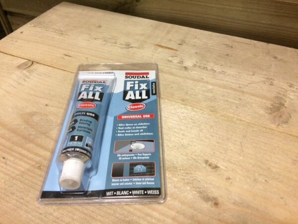 Fix all dakgoot lijm