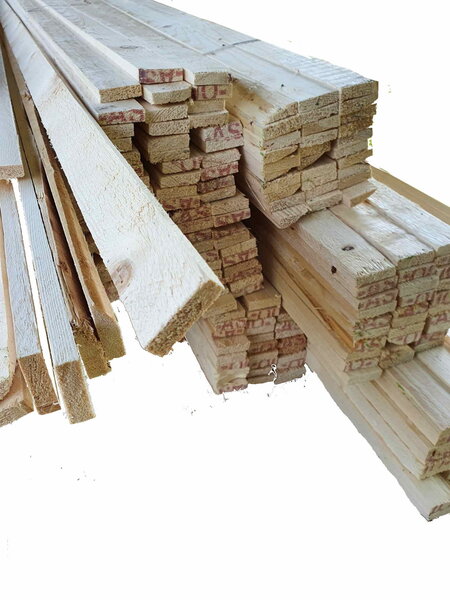 Vuren tengellat blank 1,1x3,8x390 cm