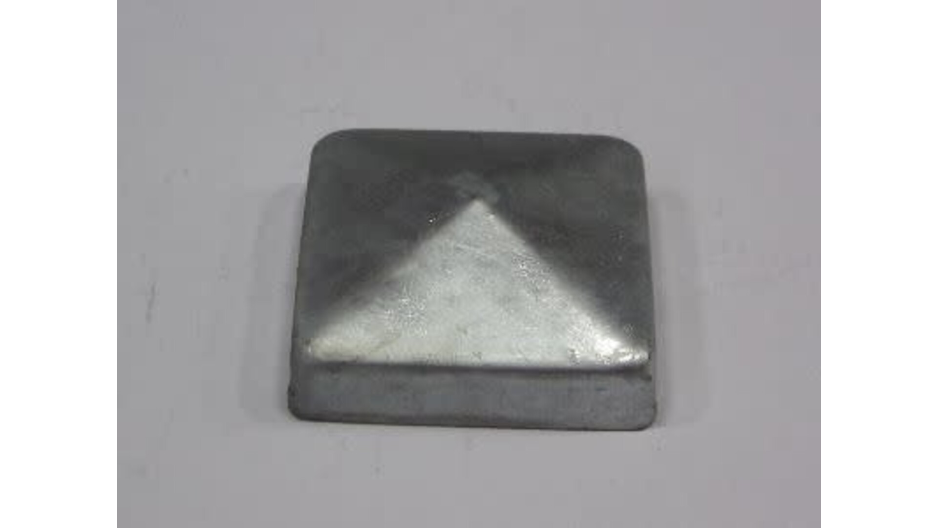 Paalkap piramide verzinkt