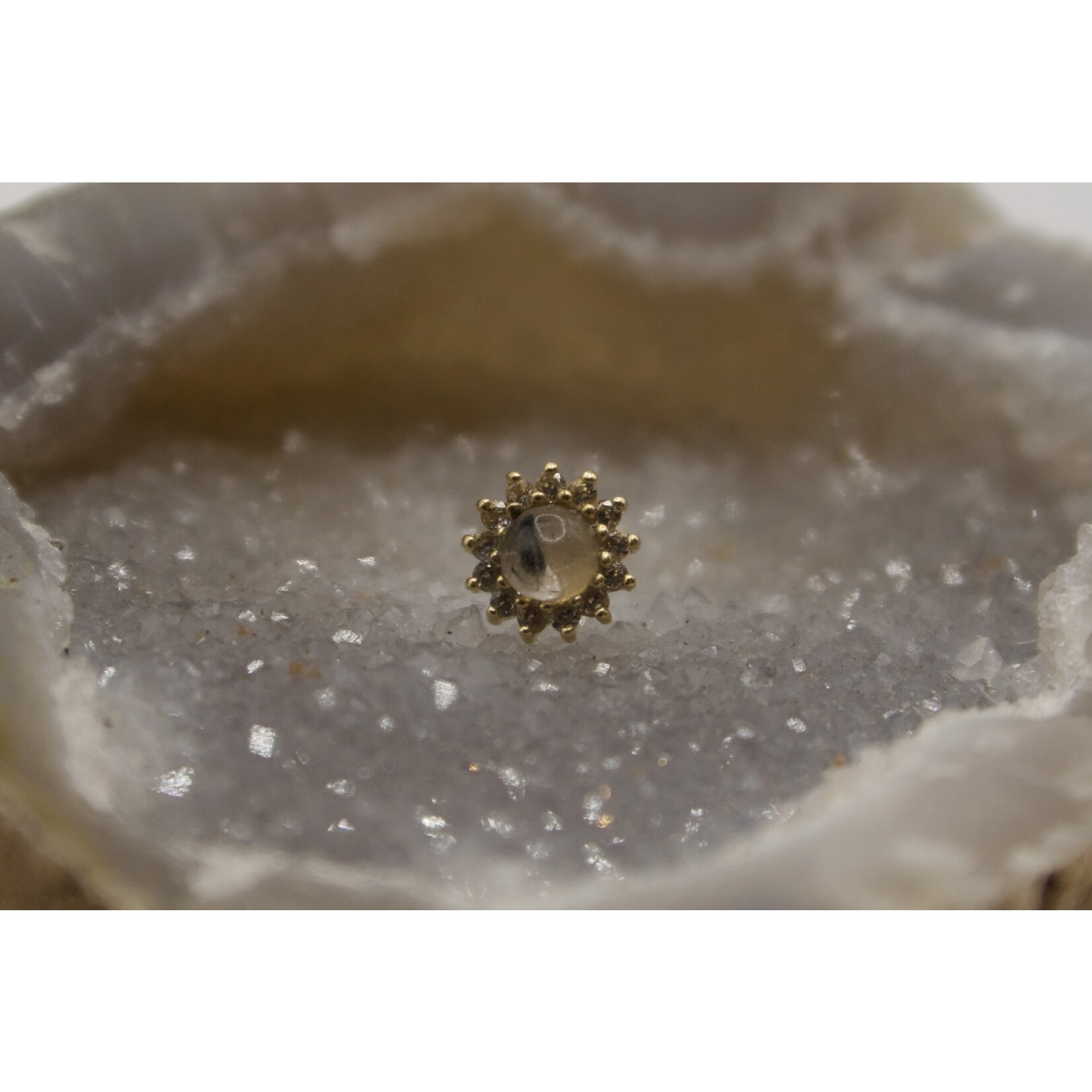 Buddha jewelry Delphine Toermalijnkwarts en Witte Saffier 14k geel goud