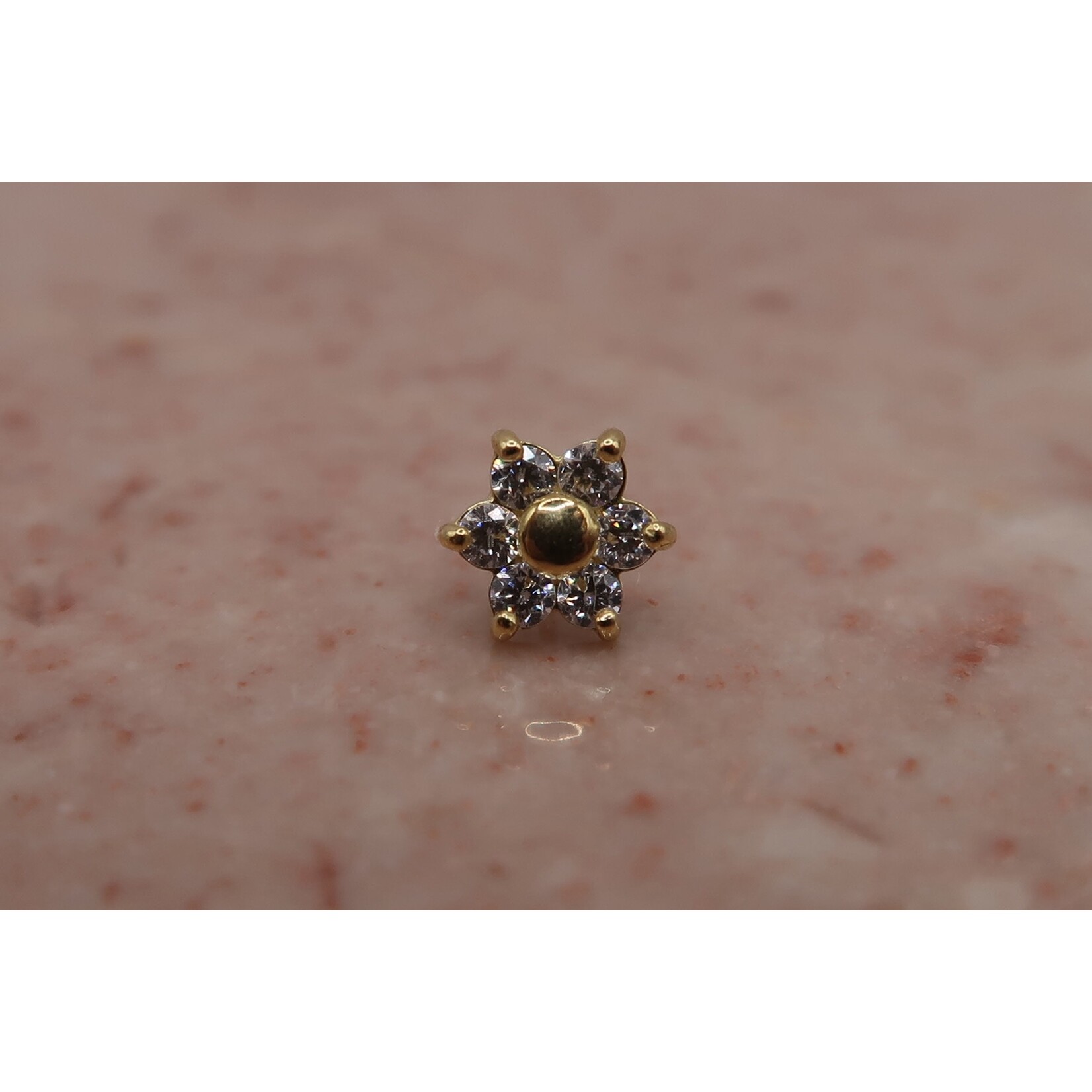 Flower met cubic zirconia 5mm 18k massief goud