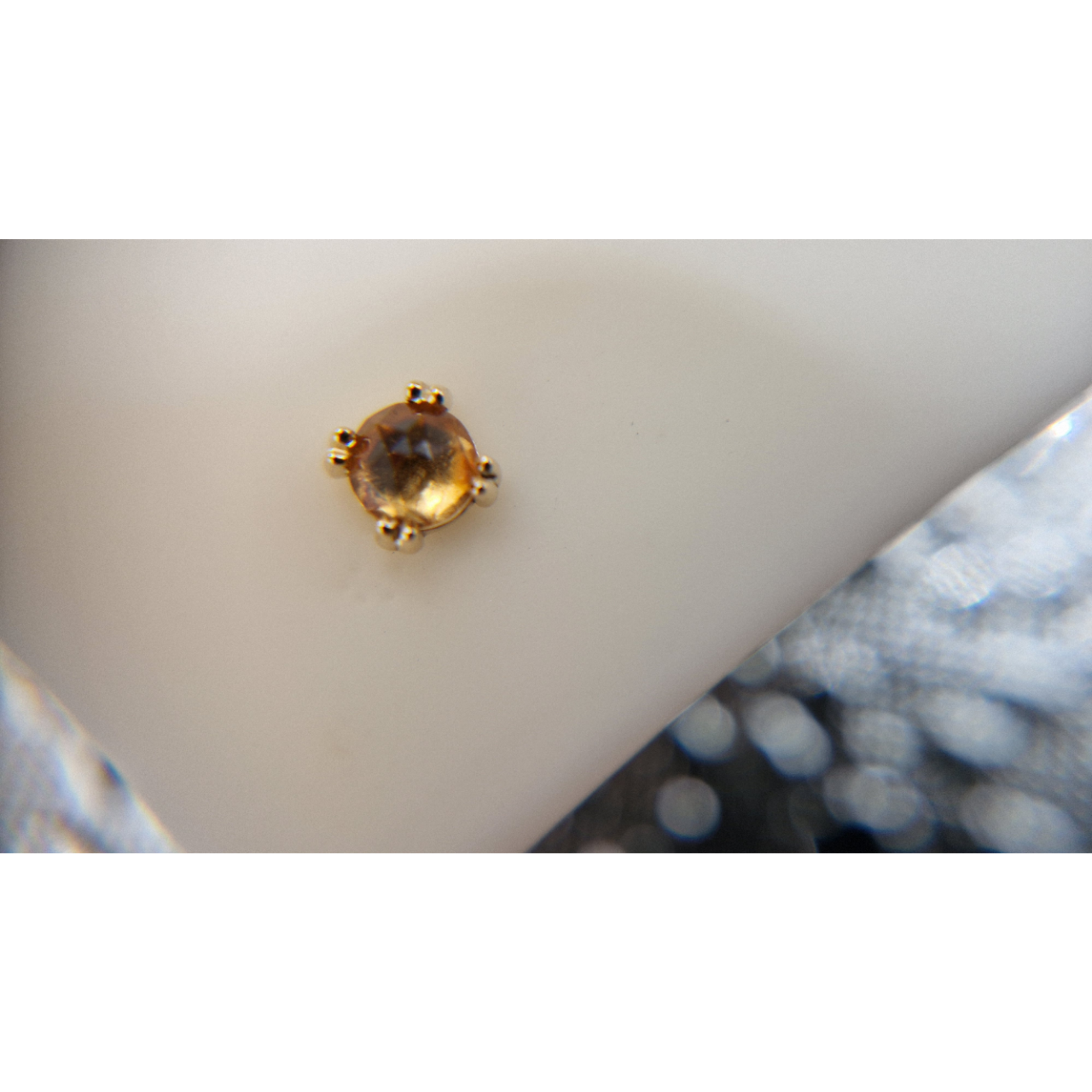 BVLA Cab Prong met 3mm citrien steen 14k massief goud