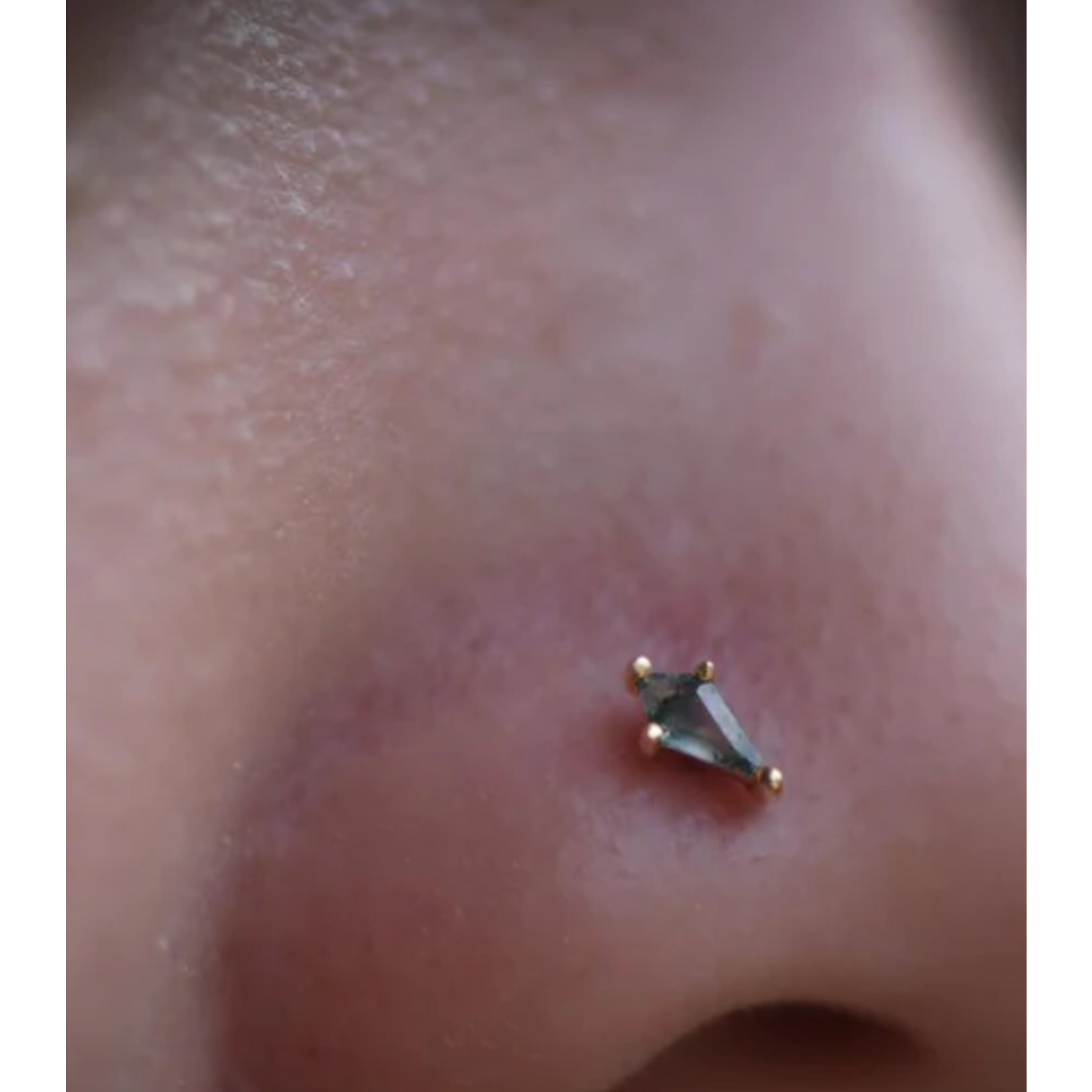 Buddha jewelry Mini Soho Kite Cut Moss Agate 14k wit goud