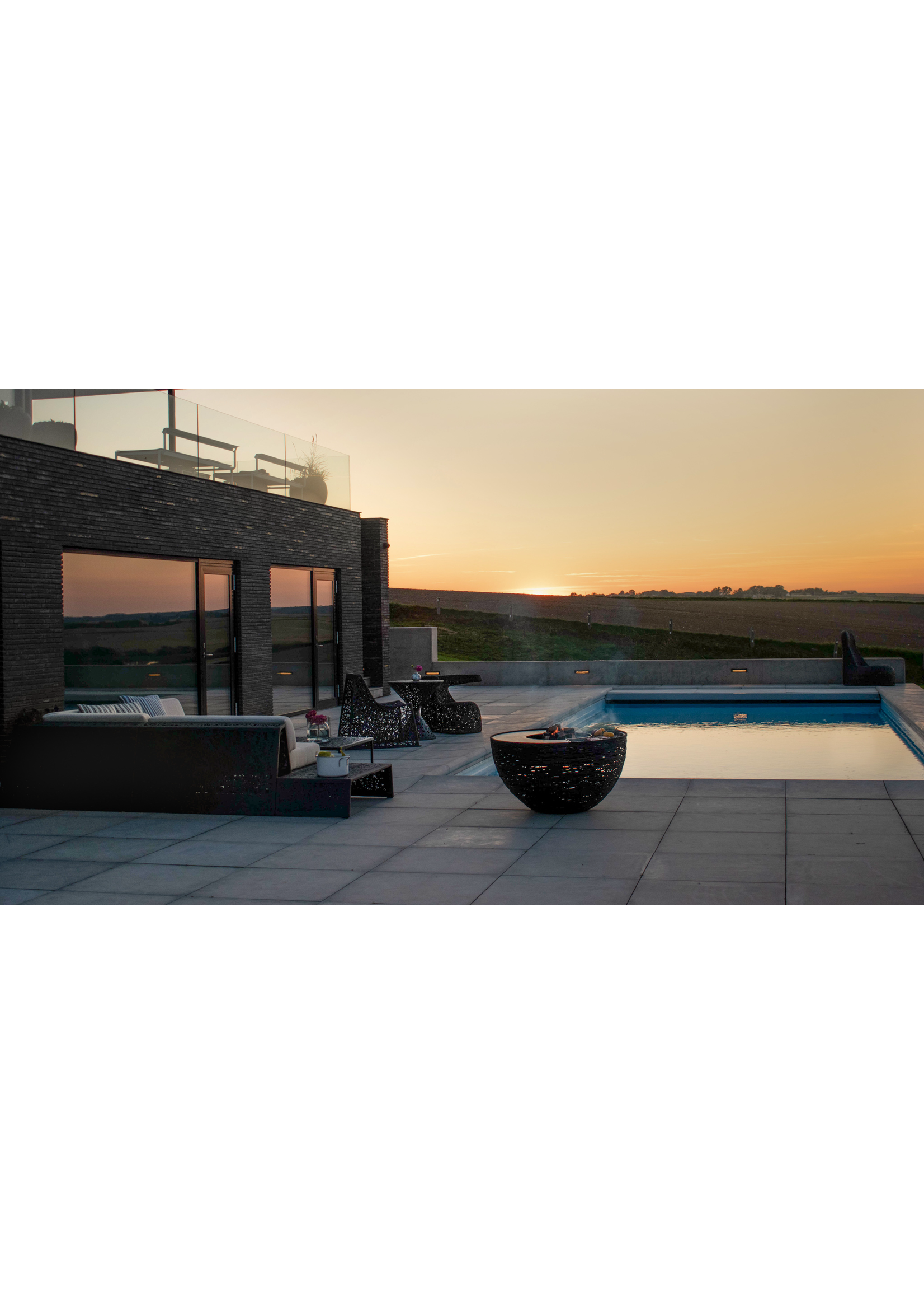 Unknow Nordic Lava nest fire pit