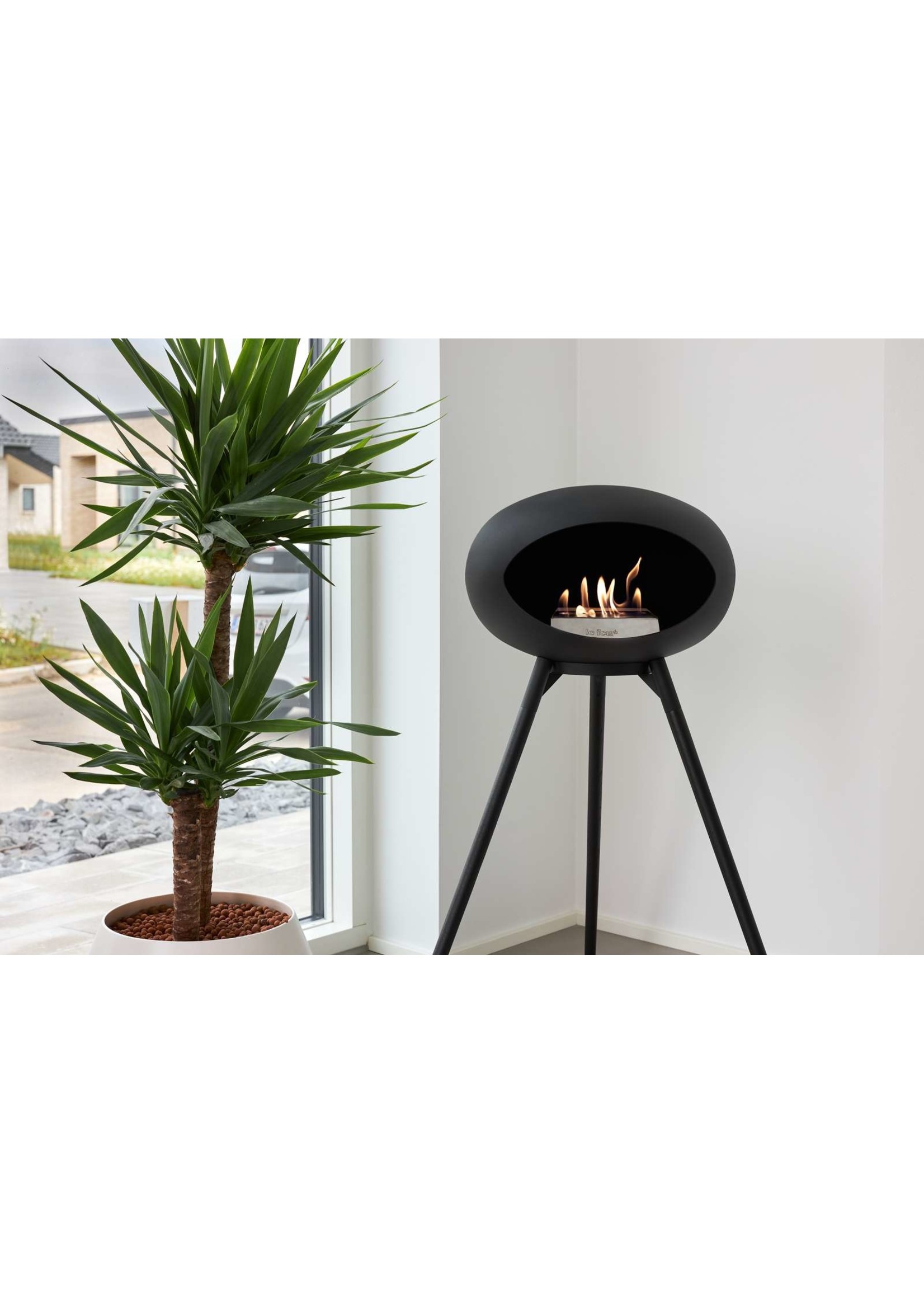 le feu Ground high black, black bowl, rose gold legs