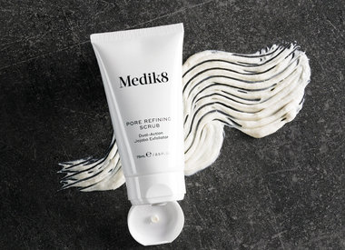 Medik8 peeling