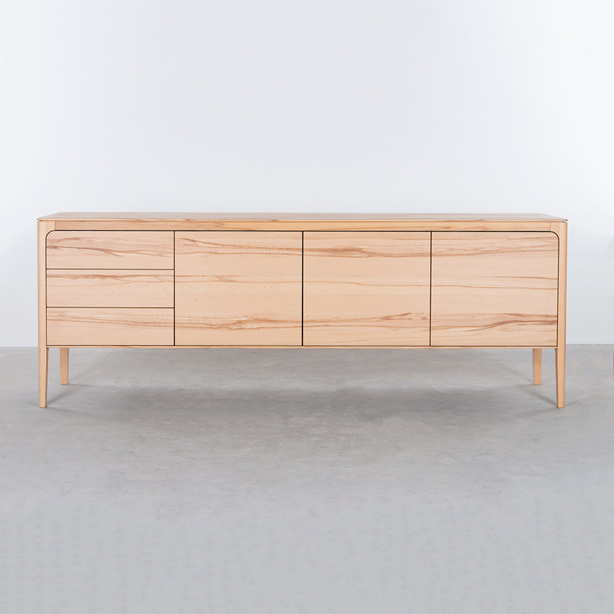 Scandinavian Sideboard Rikke 4-Compartment Sav & Økse Scandinavian Sideboard Rikke 4-Compartment