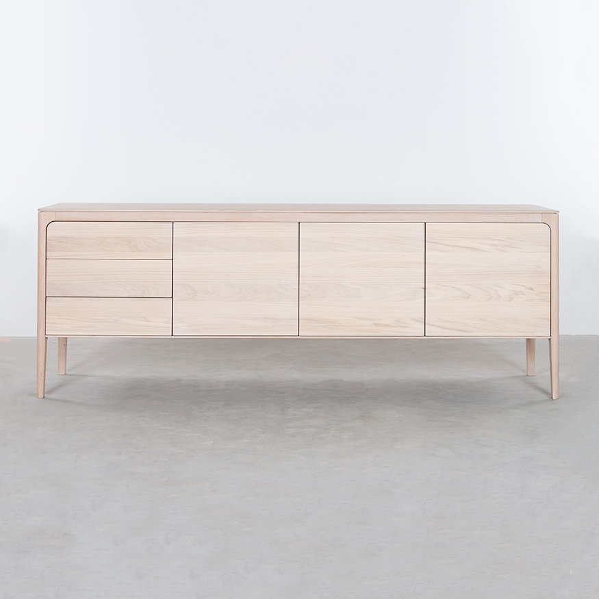 Scandinavian Sideboard Rikke 4-Compartment Sav & Økse Scandinavian Sideboard Rikke 4-Compartment