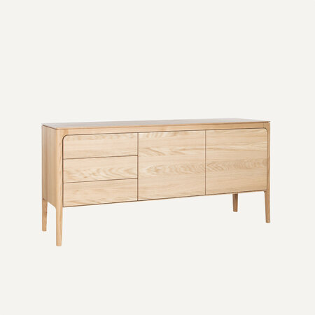 Rikke Sideboard 3-Compartment | Oak Rikke Sideboard 3-Compartment | Oak