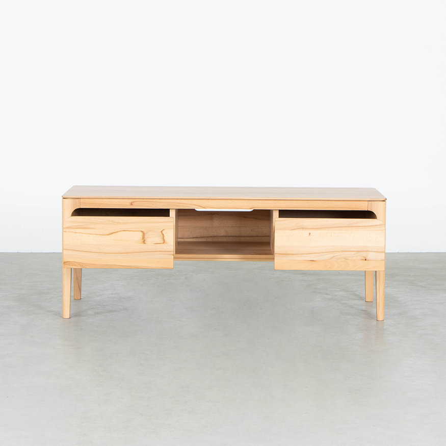 Scandinavisch TV-meubel Rikke Sav & Økse Scandinavisch TV-meubel Rikke