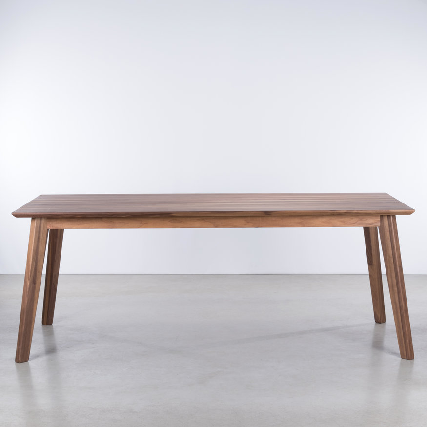 Sav & Økse Scandinavische Eettafel Gunni