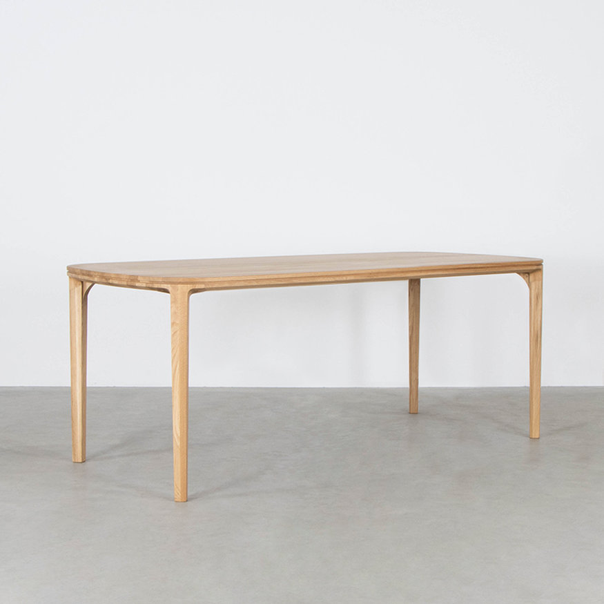 Scandinavische Eettafel Onni Sav & Økse Scandinavische Eettafel Onni