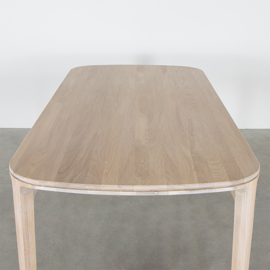 Scandinavian Dining Table Onni Sav & Økse Scandinavian Dining Table Onni