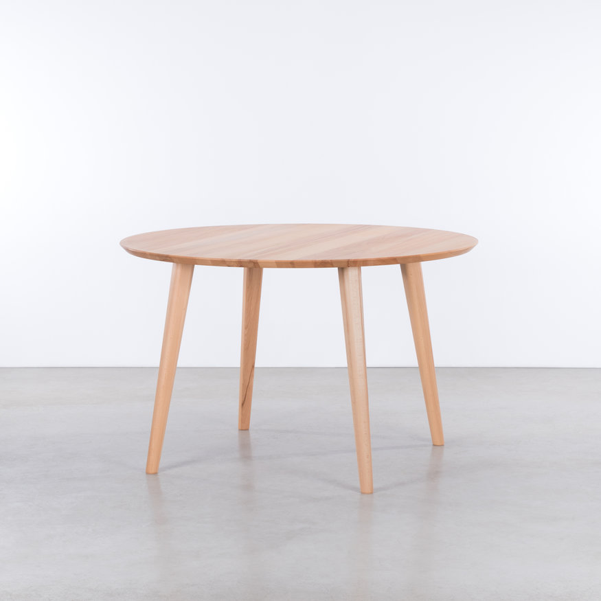 Sav & Økse Scandinavische Ronde Tafel Tomrer