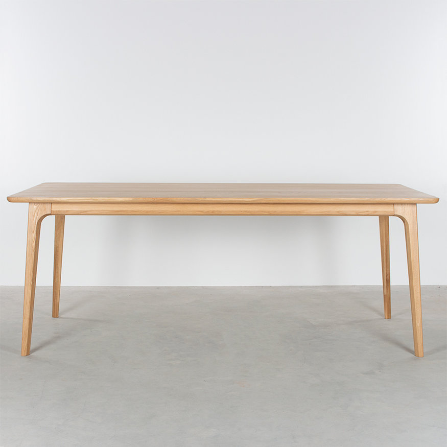 Scandinavian Dining Table Fjerre Sav & Økse Scandinavian Dining Table Fjerre