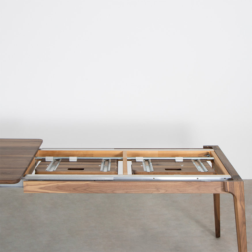 Sav & Økse Fjerre Extendable Table