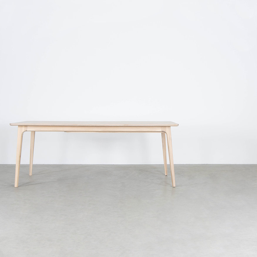 Sav & Økse Fjerre Extendable Table