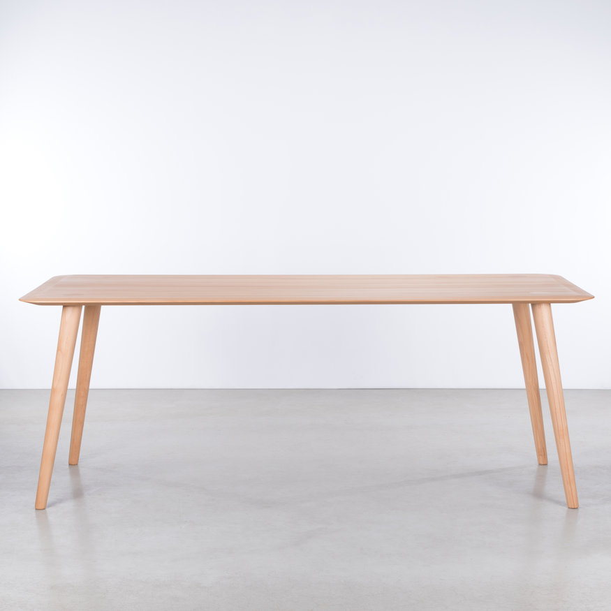 Sav & Økse Scandinavische Eettafel Olger