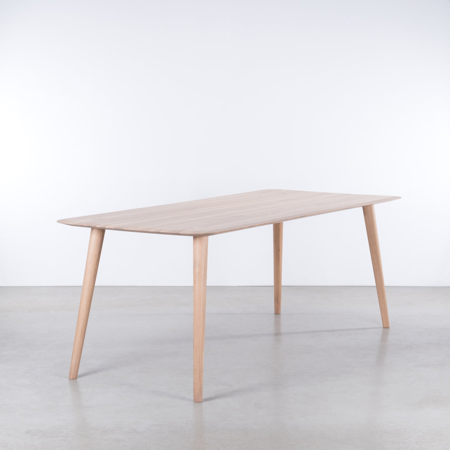 Sav & Økse Scandinavische Eettafel Olger