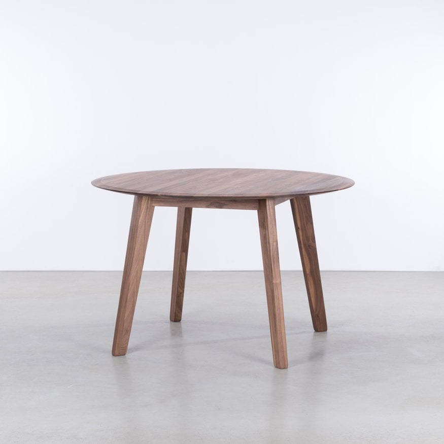 Scandinavian Round Table Samt Sav & Økse Scandinavian Round Table Samt