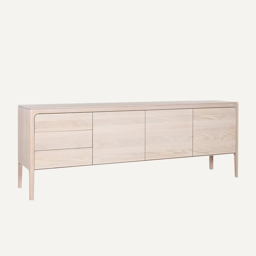 Scandinavian Sideboard Rikke 4-Compartment Sav & Økse Scandinavian Sideboard Rikke 4-Compartment