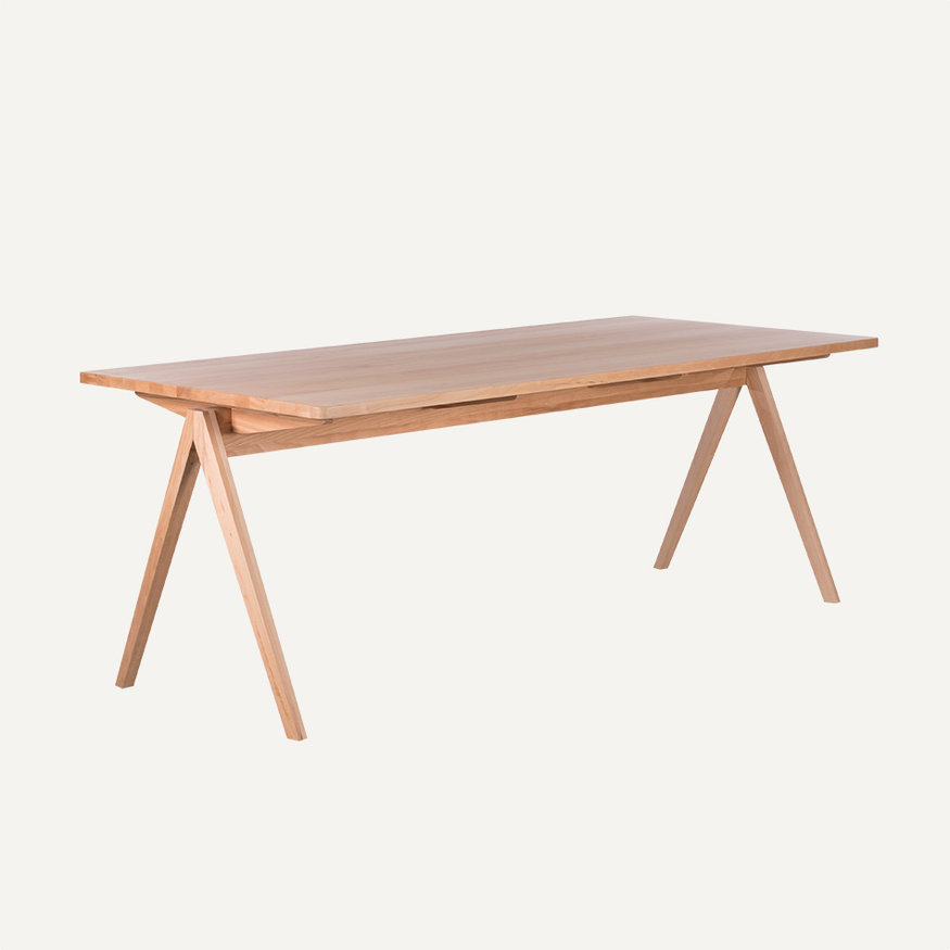 Sav & Økse TD4 Table