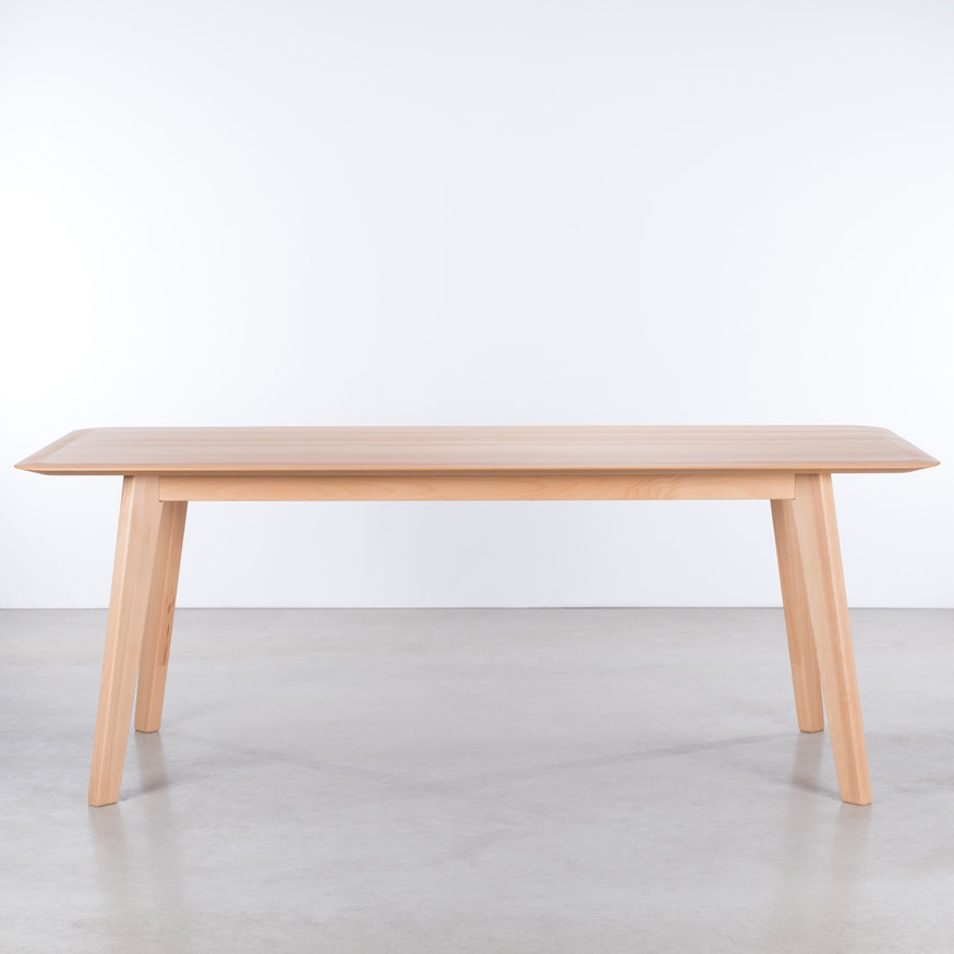 Scandinavian Dining Table Samt Sav & Økse Scandinavian Dining Table Samt