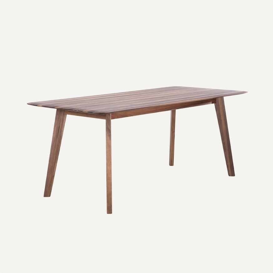 Sav & Økse Scandinavian Dining Table Samt