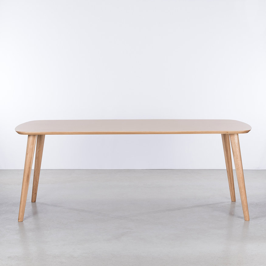 Sav & Økse Scandinavian Dining Table Tomrer