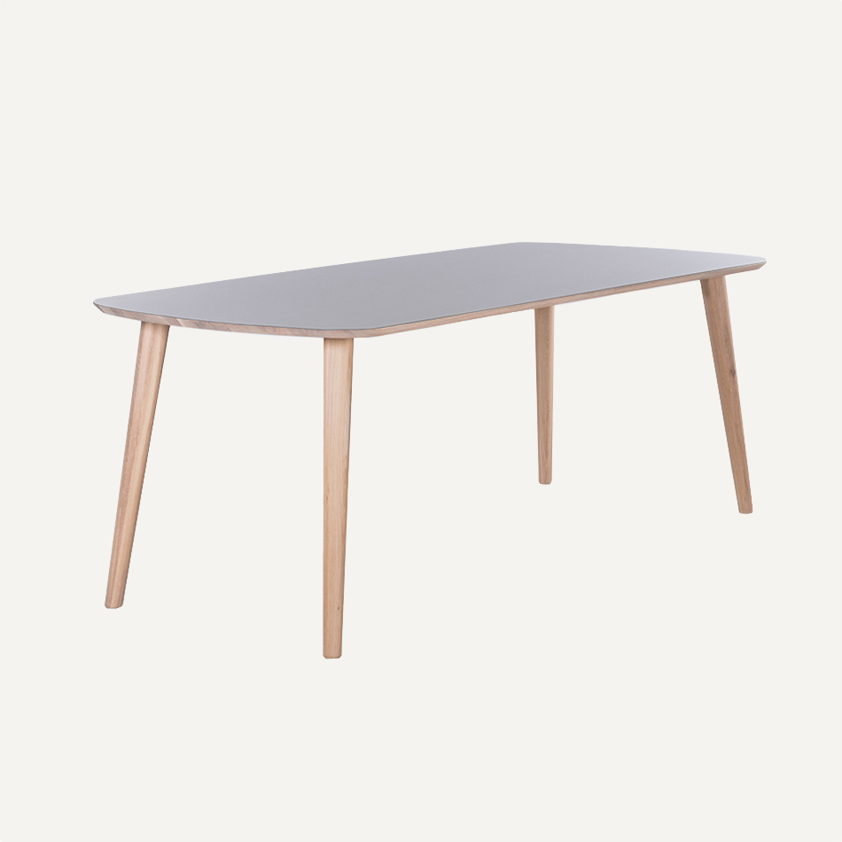 Tomrer | Oak Whitewash Fenix