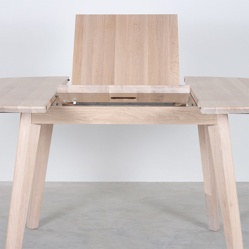 Round Extendable Table Nonne Sav & Økse Round Extendable Table Nonne