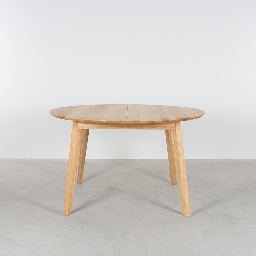 Sav & Økse Nonne Round Extendable round table Nonne