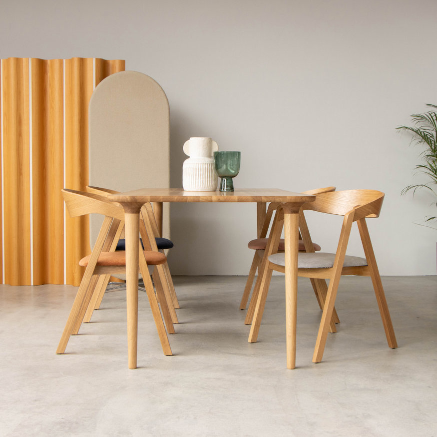 Scandinavische Eettafel Trompet Sav & Økse Scandinavische Eettafel Trompet