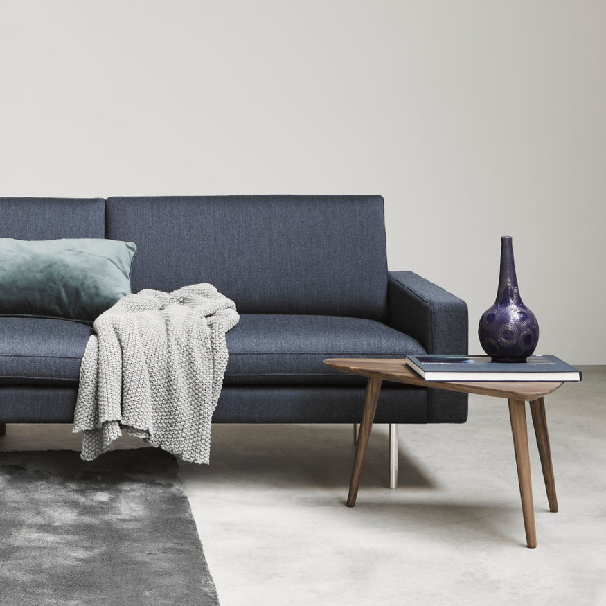 Driehoekige Houten Salontafel Tomrer Sav & Økse Driehoekige Houten Salontafel Tomrer