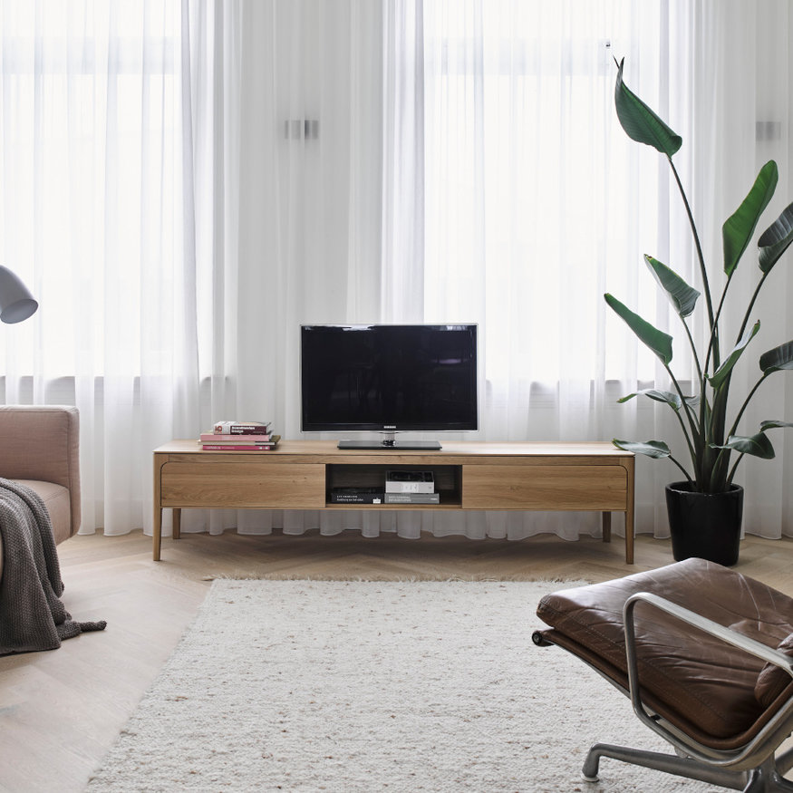 Sav & Økse Scandinavisch TV-meubel Rikke