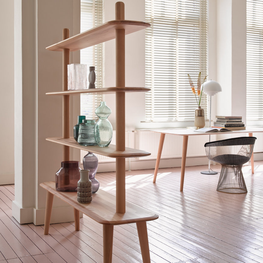 Sav & Økse Scandinavian Wall Cabinet Olger