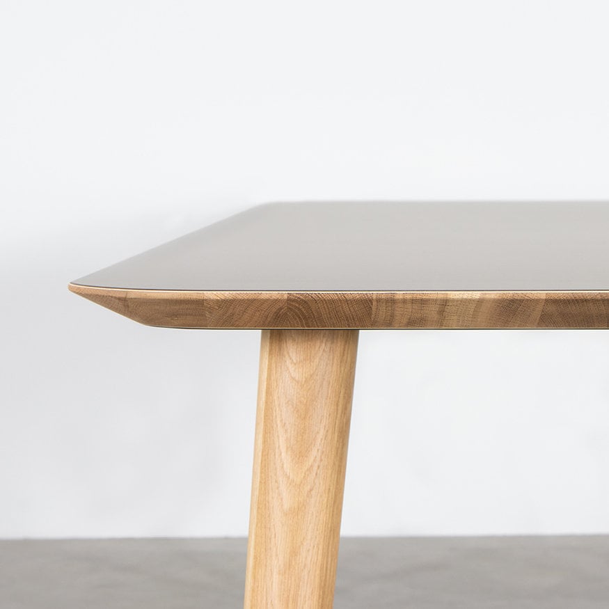 Sav & Økse Tomrer Tafel