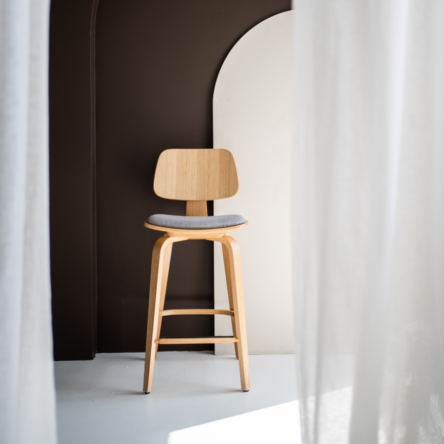 Sav & Økse Junni Counter Bar Chair | Seat Height 68 cm