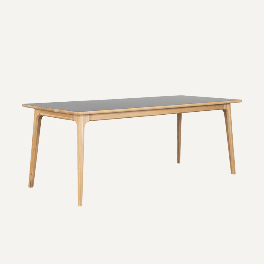 Scandinavian Dining Table Fjerre Sav & Økse Scandinavian Dining Table Fjerre