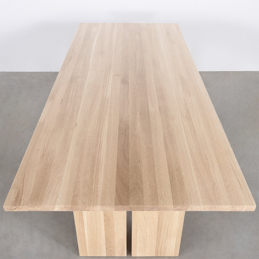Scandinavische Eettafel Julma Sav & Økse Scandinavische Eettafel Julma