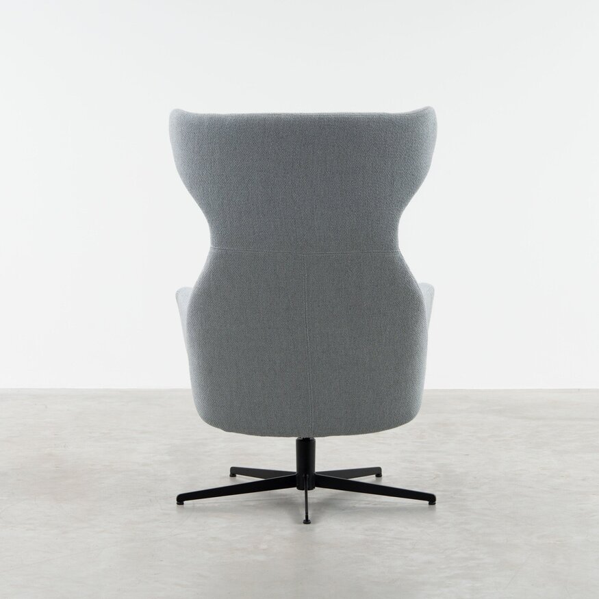 Scandinavian Recliner Aksel