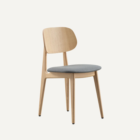 Sinni Eiken | Zitting Grey Sinni Eiken | Zitting Grey