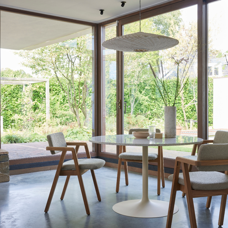 Tinne Table with Round Composite Top