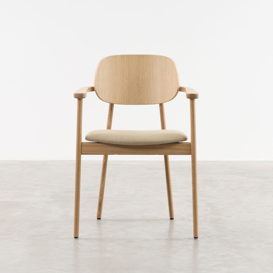 Eetkamerstoel met armleuning Sinni Sav & Økse Eetkamerstoel met armleuning Sinni